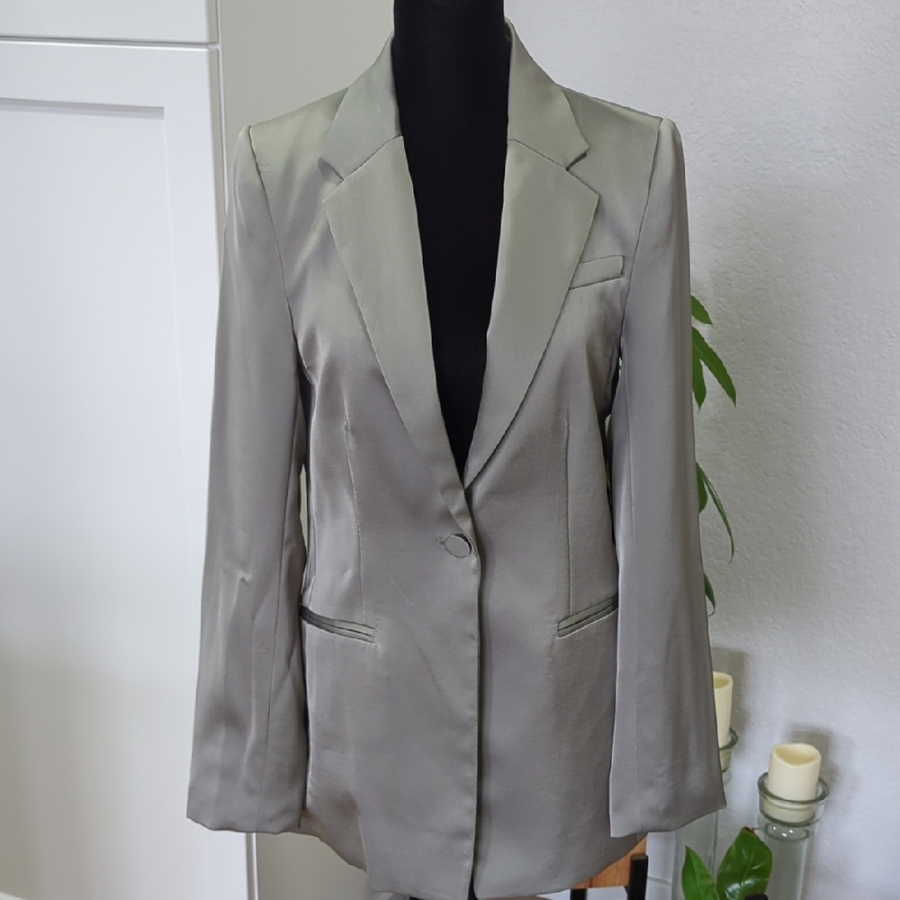 H&M Women's Pastel Khaki Green Blazer